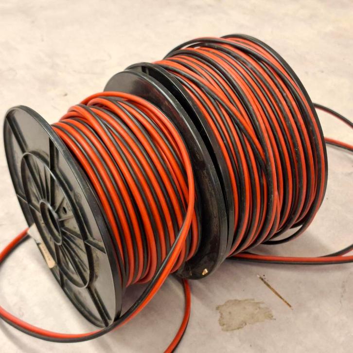 Luidsprekerkabel 4mm2 en 2,5mm2 per meter, Audio, Tv en Foto, Audiokabels en Televisiekabels, Nieuw, Luidsprekerkabel, 10 meter of meer