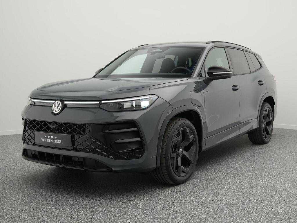 Volkswagen Tayron R-Line 1.5 eHybrid 204 PK | LED Plus | DCC, Stof, 4 cilinders, Origineel Nederlands, Bedrijf