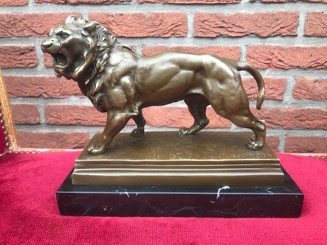 WOESTE LEEUW, brons en marmer, Antiek en Kunst, Antiek | Koper en Brons, Brons, Ophalen of Verzenden