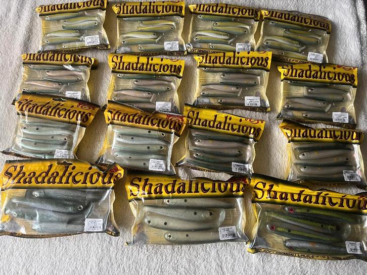 adv 919 / NIEUW mixset 11 pakjes shads STRIKE KING, Watersport en Boten, Hengelsport | Roofvissen, Nieuw, Overige typen, Ophalen of Verzenden