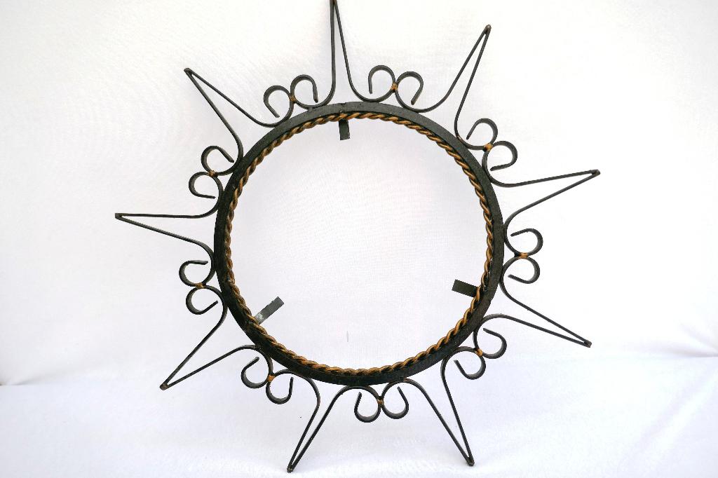 Siersmeedwerk - lijst rond, Minder dan 50 cm, Metaal of Aluminium, Ophalen of Verzenden, Zo goed als nieuw