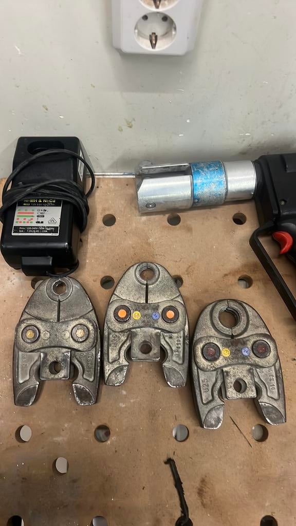 Perstang uponor, Ophalen of Verzenden, Zo goed als nieuw