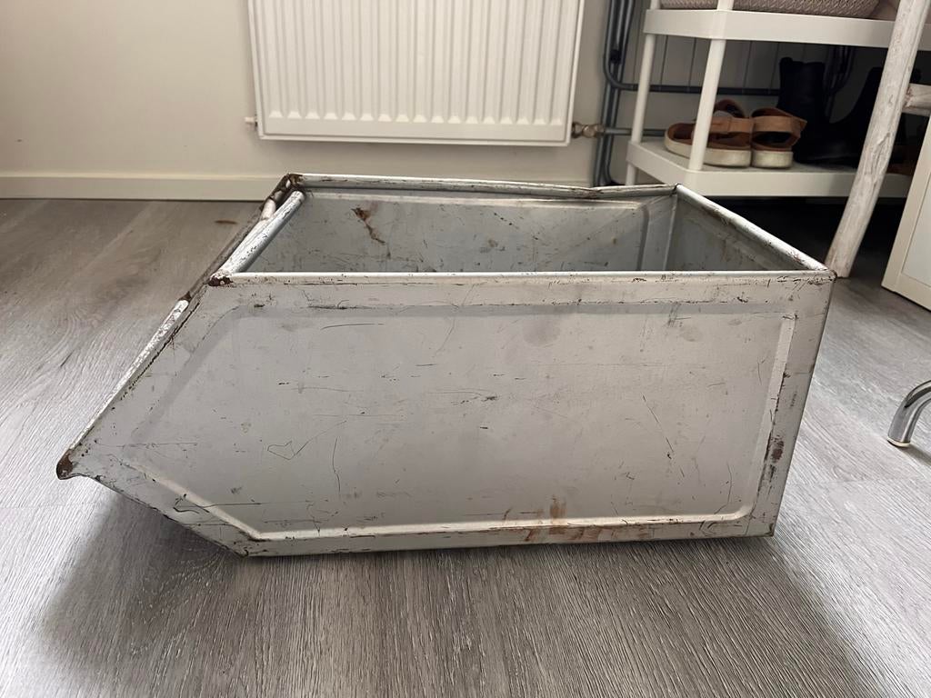 Industriële dossier stapelbakken grijs zilver metaal, Gebruikt, Meerkleurig, Ophalen of Verzenden, Metaal