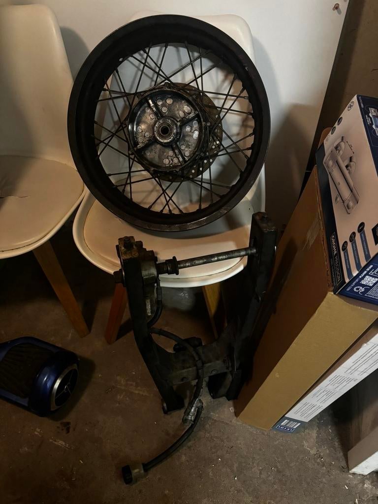 Yamaha XT660X Onderdelen - Achterwiel en Achterbrug, Ophalen of Verzenden, Gebruikt