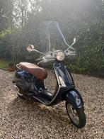 Vespa Primavera Blauw 2016 | Snor, Fietsen en Brommers, Scooters | Vespa, Ophalen, Gebruikt, Overige modellen, Benzine
