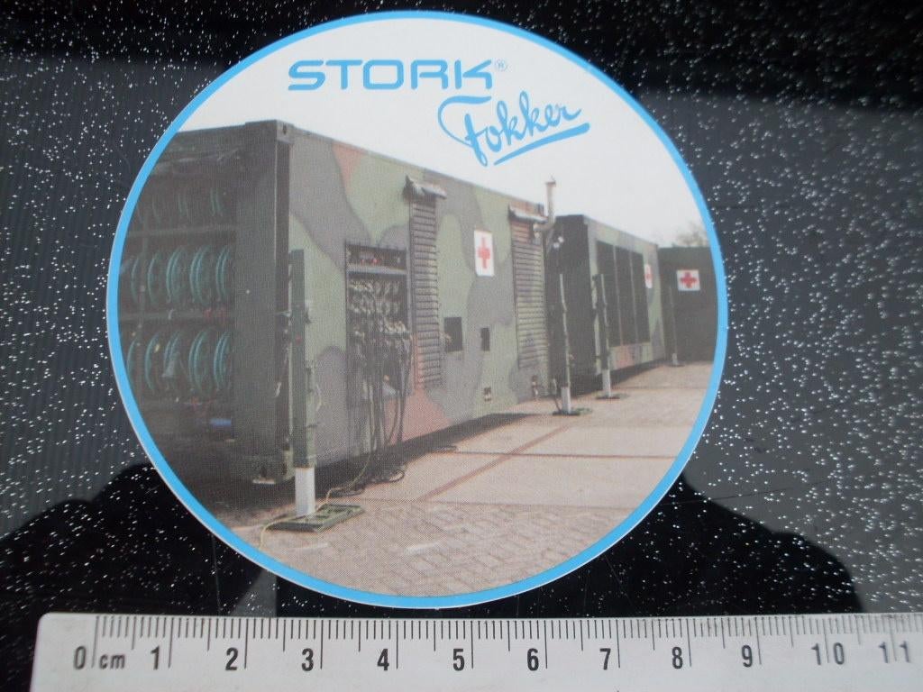 sticker stork fokker logo leger rode kruis, Verzamelen, Stickers, Zo goed als nieuw, Bedrijf of Vereniging, Verzenden