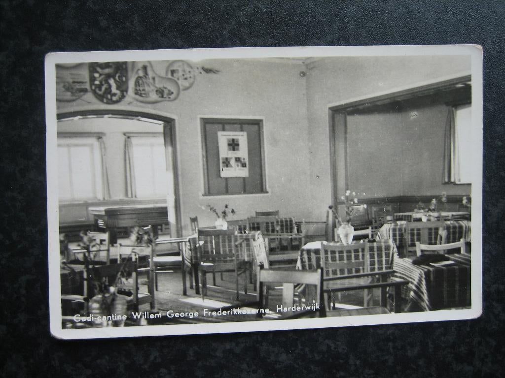 HARDERWIJK Cadi Cantine W.G, Frederikkazerne militairgelopen, Ophalen of Verzenden, 1940 tot 1960, Gelderland