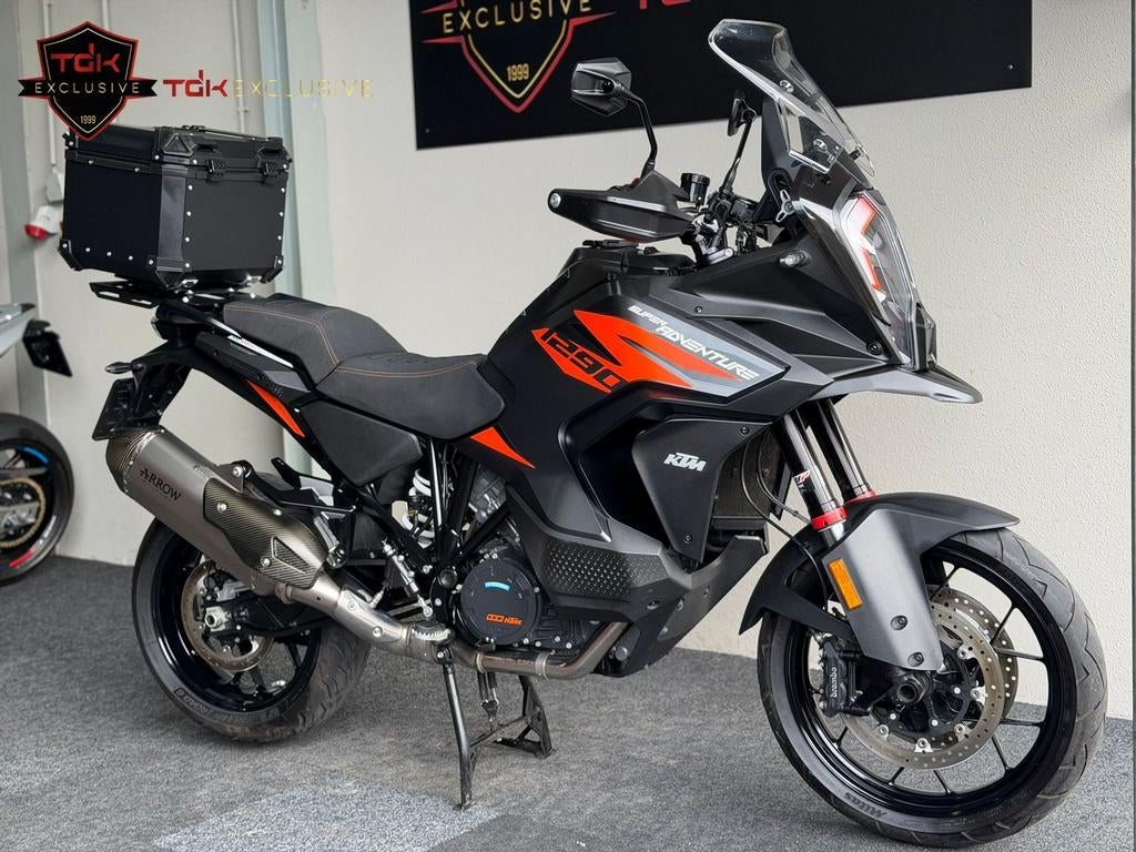 KTM 1290 SUPER ADVENTURE S ARROW BOMVOL! 2023 9.982 KM 1390, Motoren, 2 cilinders, KTM, Motorrijbewijs A, Bedrijf