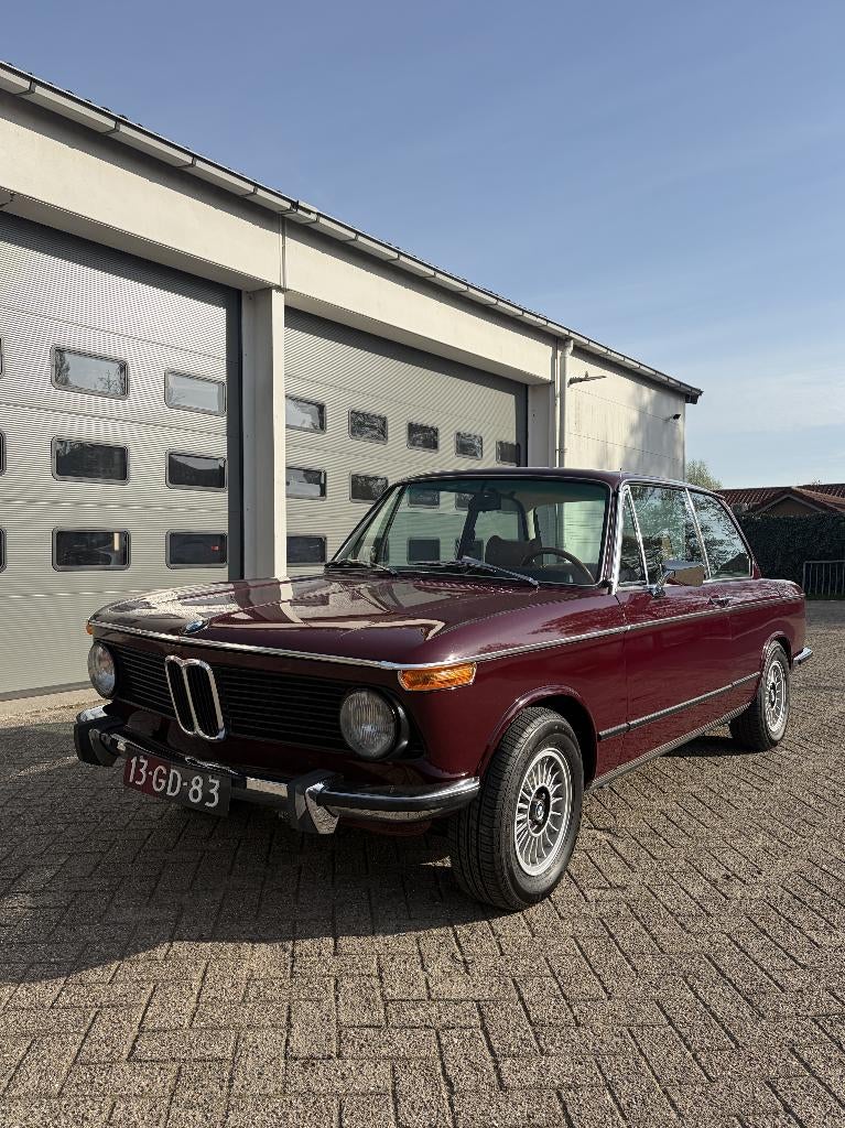 BMW 2002 2.0 AUT 1975 Rood, Auto's, BMW, Particulier, Overige modellen, Benzine, Coupé, Automaat, Origineel Nederlands, Rood, Beige