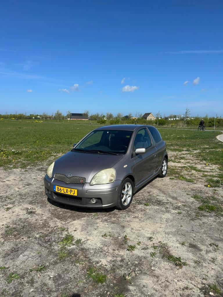 Toyota Yaris 1.5 Tsport, Voorwielaandrijving, 31 €/maand, 4 cilinders, 400 kg