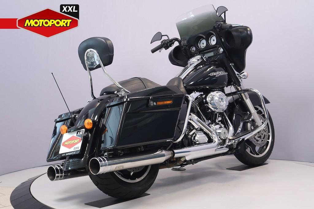 Harley-Davidson STREET GLIDE (bj 2013), H-DCUSTOMERSERVICE@Harley-Davidson.com, Harley-Davidson Benelux, Bedrijf, Toermotor