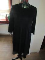 F909 ARTLOVE mt S jurk tuniek zwart gebreid, Zwart, Ophalen of Verzenden, Zo goed als nieuw, Knielengte
