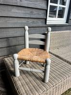 Brocante kinderstoeltje met biezen zitting - grijs, Ophalen, Gebruikt, Overige typen