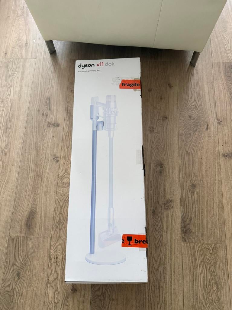 Dyson v 11 dok, Ophalen of Verzenden, Zo goed als nieuw