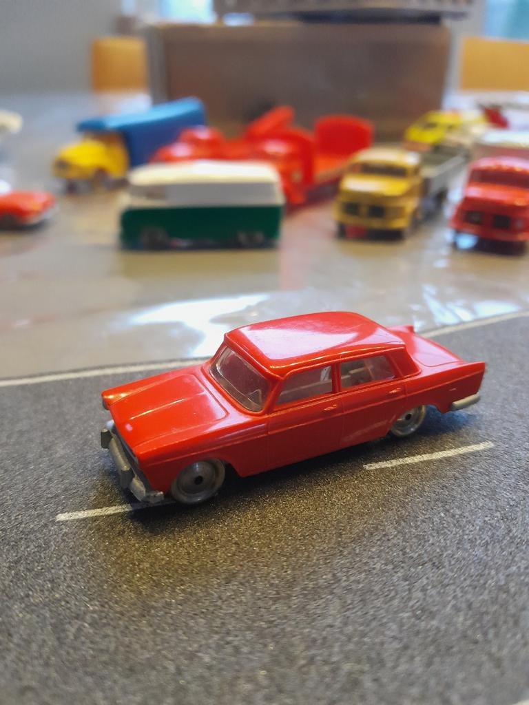 Vintage Lego Fiat 1800, Ophalen of Verzenden, Zo goed als nieuw
