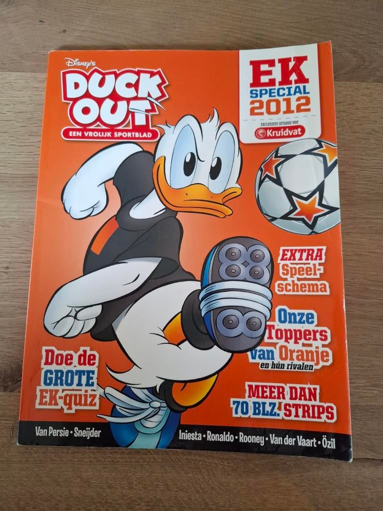 Duck Out EK Voetbalboek, Boeken, Stripboeken, Eén stripboek, Ophalen of Verzenden, Zo goed als nieuw