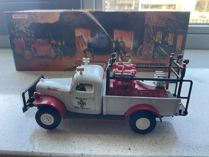 Matchbox Collectibles Yesteryear Dodge Power Wagon mint/b/c, Hobby en Vrije tijd, Modelauto's | 1:43, Zo goed als nieuw, Bus of Vrachtwagen