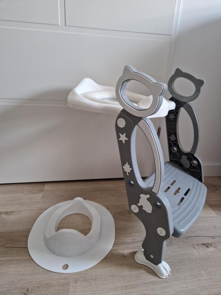 Baninni Toilettrainer met trapje + toiletverkleiner, Ophalen, Gebruikt