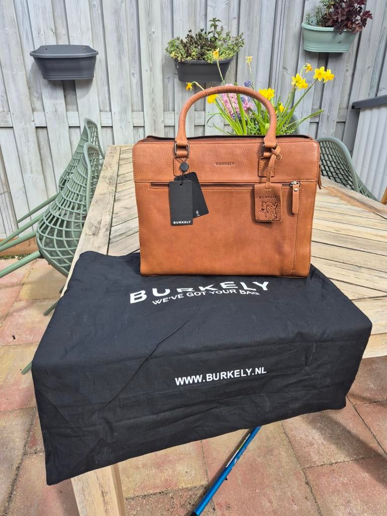 Burkely handtas cognac nieuw met prijskaartje, Ophalen of Verzenden