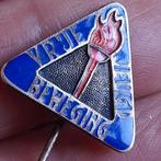 Oude Nederlandse Emaille Speld Vrije Jeugd Beweging, Verzenden, Gebruikt