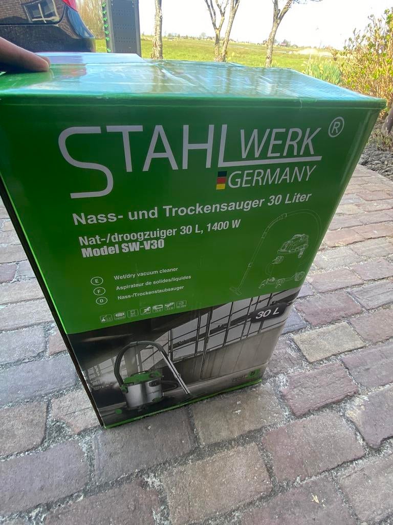 Nieuwe stahlwerk stofzuiger nat en droog, Doe-het-zelf en Verbouw, Ophalen of Verzenden, Nieuw, Waterstofzuiger