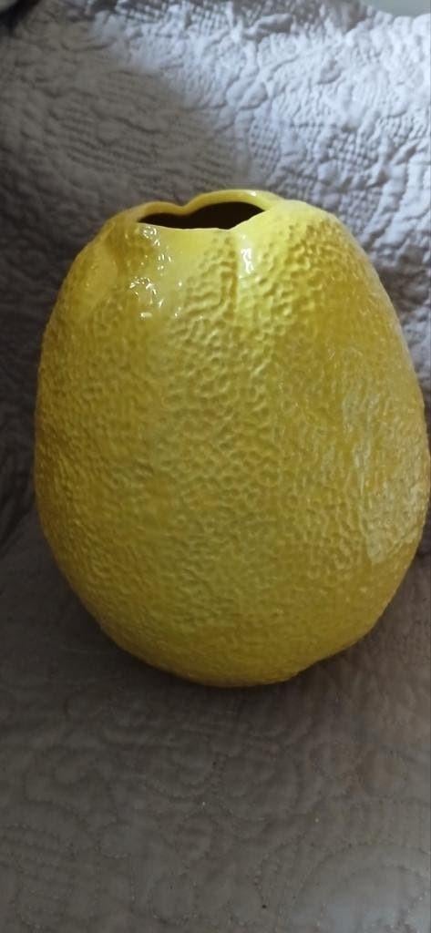 Gele citroenvaas van Des Pots, ca. 23 cm. Hoog, Geel, Aardewerk of Porselein, Ophalen of Verzenden, Zo goed als nieuw