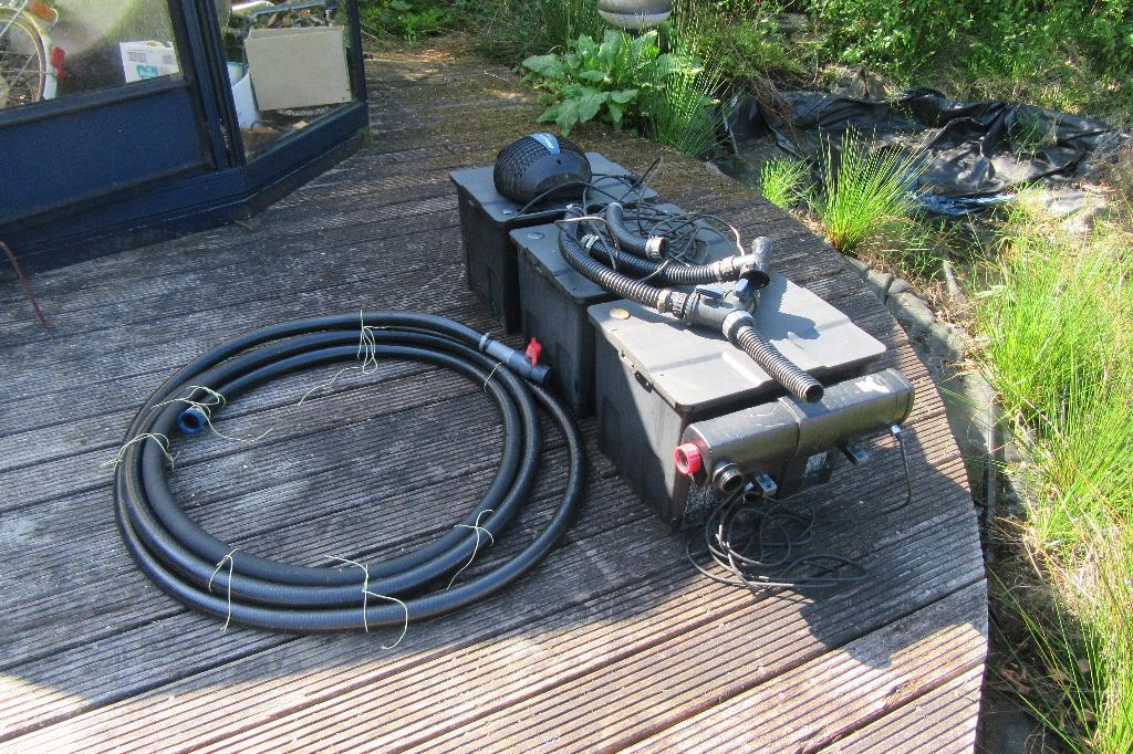 Vijverfilter met pomp en uv lamp, Tuin en Terras, Vijver-toebehoren, Ophalen, Gebruikt, Vijverfilter