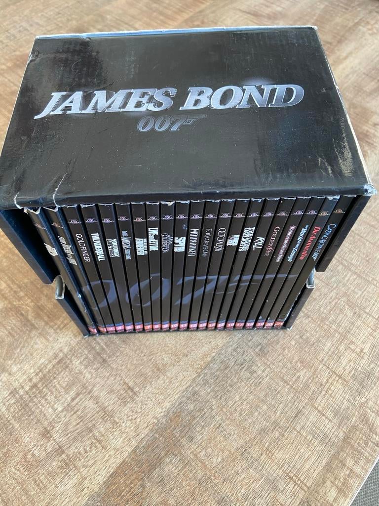 James Bond 007 DVD Boxset - De Complete Collectie, Cd's en Dvd's, Dvd's | Actie, Gebruikt, Boxset, Actie, Ophalen of Verzenden