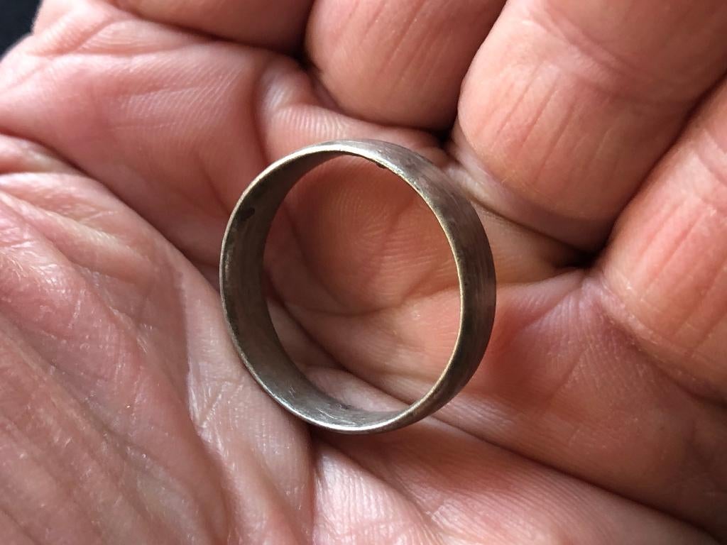 Bodemvondst NEDERLAND Romeinse ZILVEREN ring top staat!, Ophalen of Verzenden