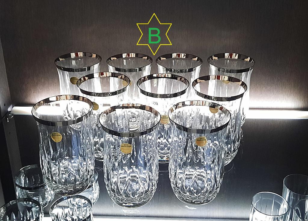 19 VINTAGE GLAZEN van 24% BLEIKRISTAL en met PLATINA RAND, Ophalen