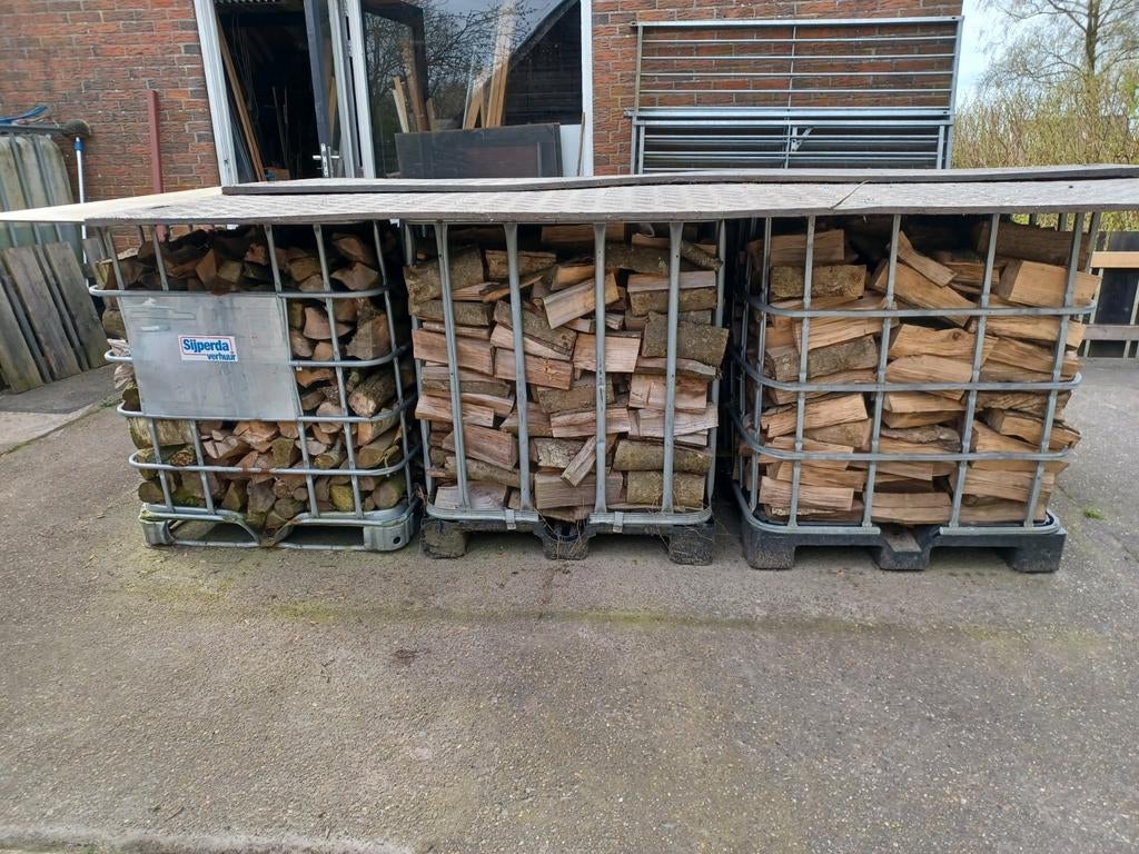 Haardhout kachelhout droog, Tuin en Terras, Haardhout, 3 tot 6 m³, Ophalen, Essenhout, Blokken