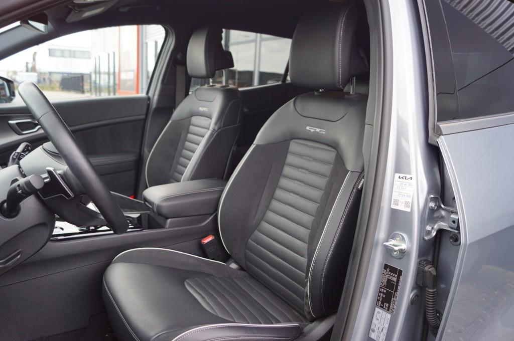 Kia SPORTAGE 1.6 T GDi Plug-In Hybrid GT-Line AWD /Leer/ 19, Automaat, 1350 kg, Gebruikt, Huisgarantie