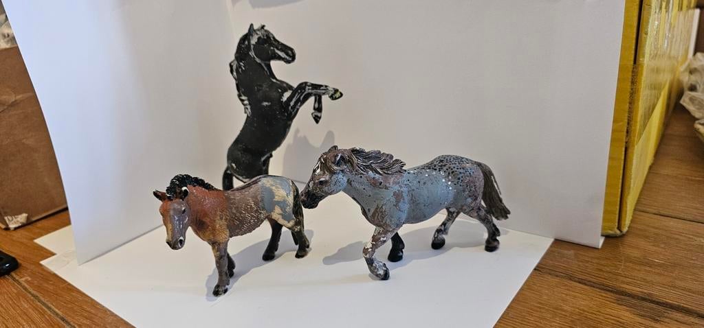 Schleich - oude repaints - voor repainten, Ophalen of Verzenden, Gebruikt, Paard, Beeldje of Figuurtje