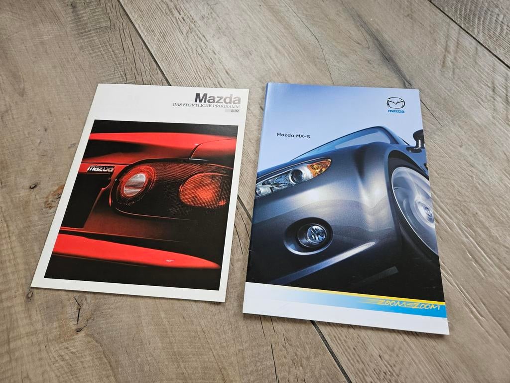 Folders Mazda MX5 1992 en 2005, Ophalen of Verzenden, Zo goed als nieuw, Mazda