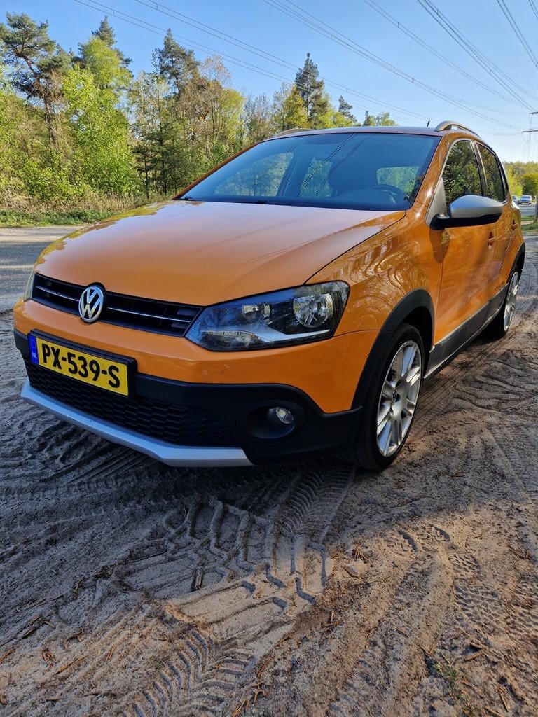 Oranje Volkswagen Polo Cross, Auto's, Volkswagen, Voorwielaandrijving, 1198 cc, Overige kleuren, Handgeschakeld