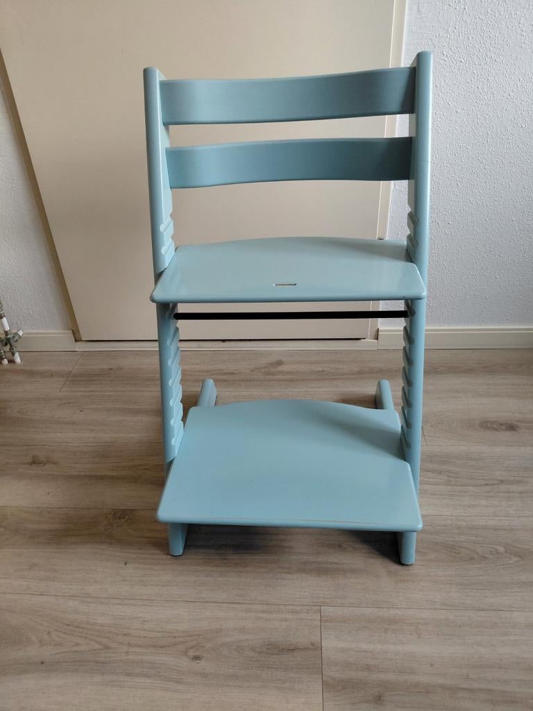 Lichtblauwe Stokke Tripp Trapp kinderstoel, Kinderen en Baby's, Kinderstoelen, Gebruikt, Meegroeistoel, Aanschuifbaar, Ophalen of Verzenden