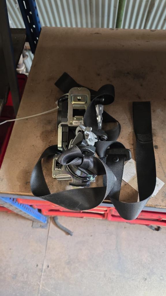 Gordels Mercedes E klasse Coupe bouwjaar 2011, Auto-onderdelen, Interieur en Bekleding, Gebruikt, -, Ophalen of Verzenden, -