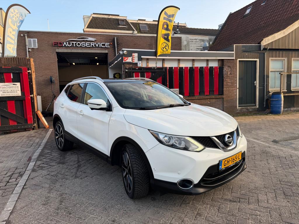 Nissan Qashqai 1.2 Tekna, Auto's, Euro 5, Gebruikt, 680 kg, 4 cilinders