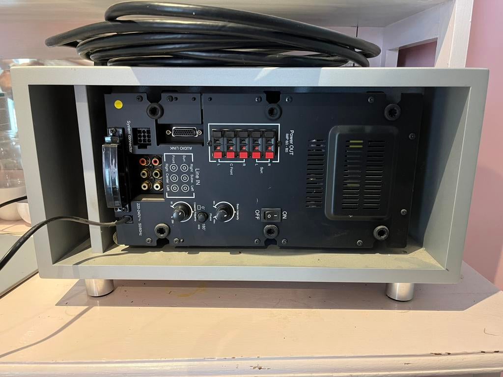 Subwoofer, Auto diversen, Autospeakers, Ophalen, Gebruikt