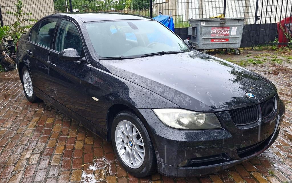 BMW E90 318i, Auto's, BMW, Bedrijf, 3-Serie, ABS, Airbags, Airconditioning, Alarm, Bluetooth, Boordcomputer, Centrale vergrendeling