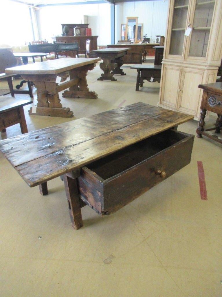 Oer 11797 18e eeuwse Spaanse kastanje houten salontafel, Antiek en Kunst, Ophalen