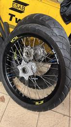 Husqvarna 701 wielen, Ophalen