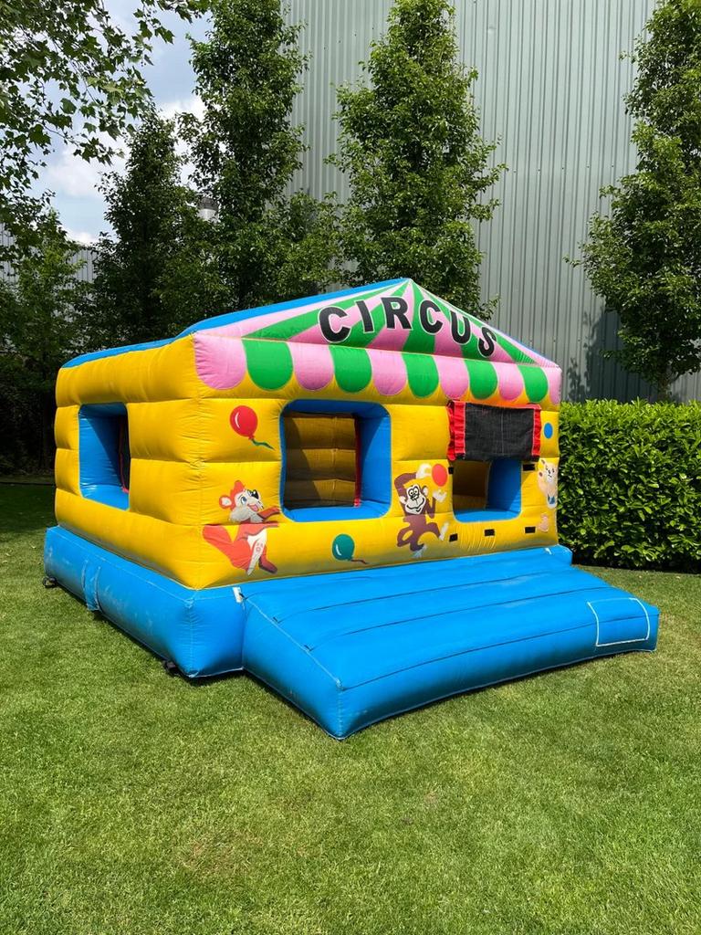 Springkussen Circus met ballenbak Compleet & gecertificeerd, Ophalen, Gebruikt