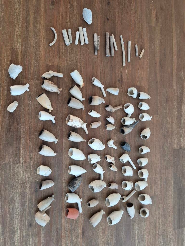 53 antieke pijpenkoppen en 15 pijpenstelen - verzameling, Antiek en Kunst, Ophalen of Verzenden