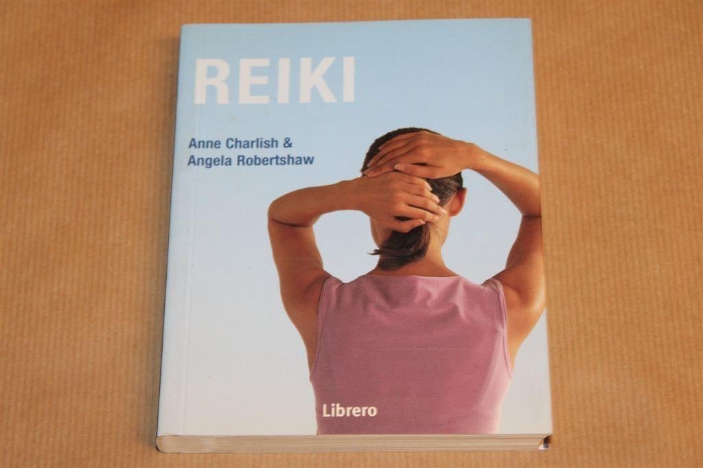 Reiki — Theorie & Praktijk van Energiehealing, Boeken, Esoterie en Spiritualiteit, Zo goed als nieuw, Achtergrond en Informatie