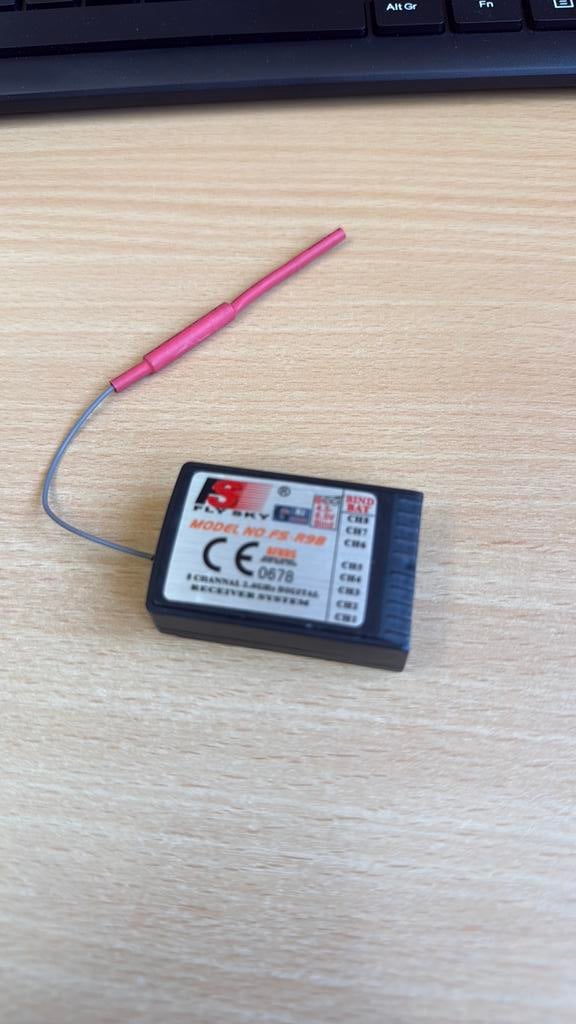 Flysky 8 kanaals 2.4 Ghz ontvanger, Ophalen, Zo goed als nieuw