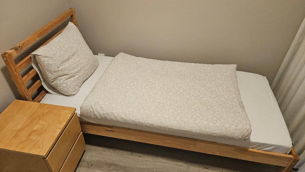 TARVA Bedframe, grenen, 90x200 cm incl. lattenbodem, Ophalen, 90 cm, Zo goed als nieuw, 200 cm