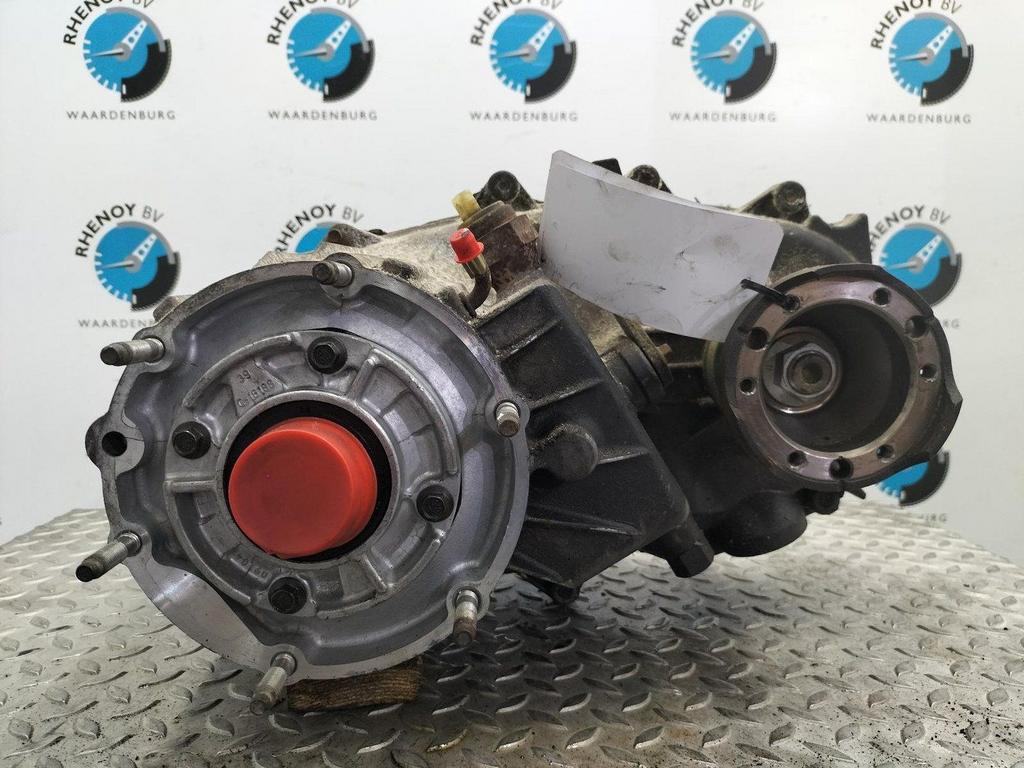 JEEP CHEROKEE KJ CRD Renegade TUSSENBAK 2005, Ophalen of Verzenden, Gebruikt, Stiba lid