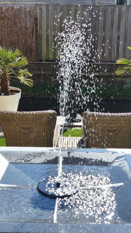 Solar Waterfontein met Unieke Stabilisers., Tuin en Terras, Waterpartijen en Fonteinen, Ophalen of Verzenden, Nieuw, Fontein