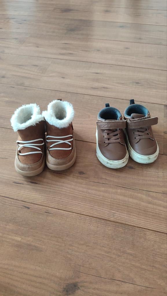 Gratis ophalen. Baby schoenen maat 20. Een beetje gebruikt, Kinderen en Baby's, Babykleding | Schoentjes en Sokjes, Ophalen, Zo goed als nieuw